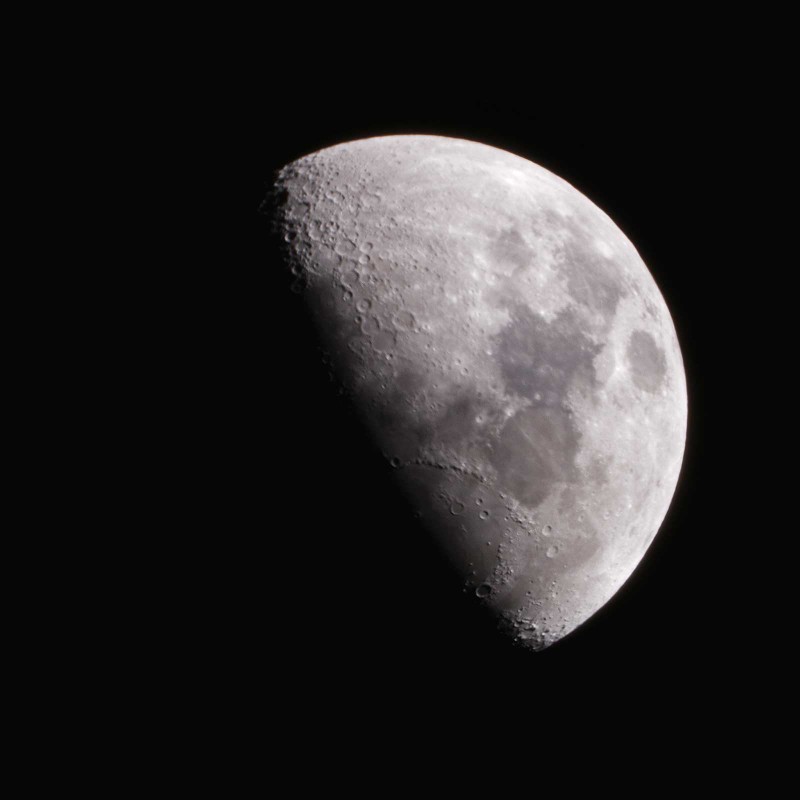 moon_7967